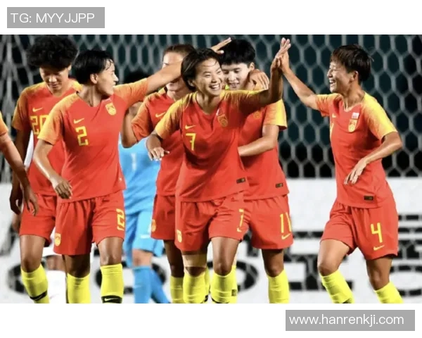 中国女足迎战巴西队全力以赴争夺胜利展现拼搏精神与团队力量